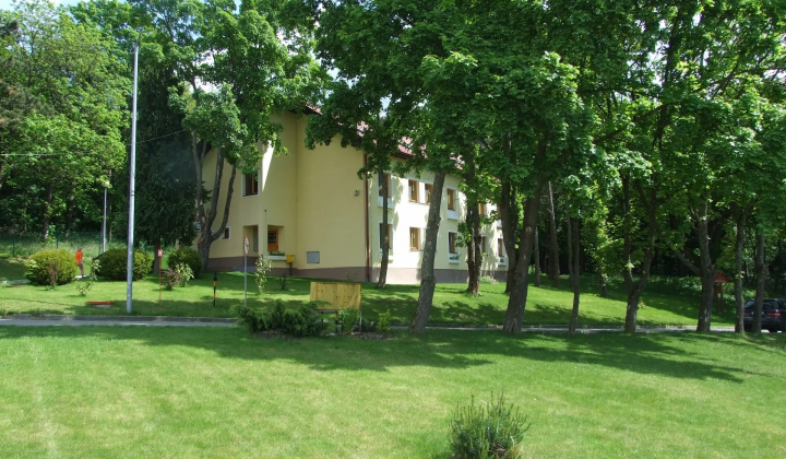 8. fotografia fotogalérie Vonkajší areál