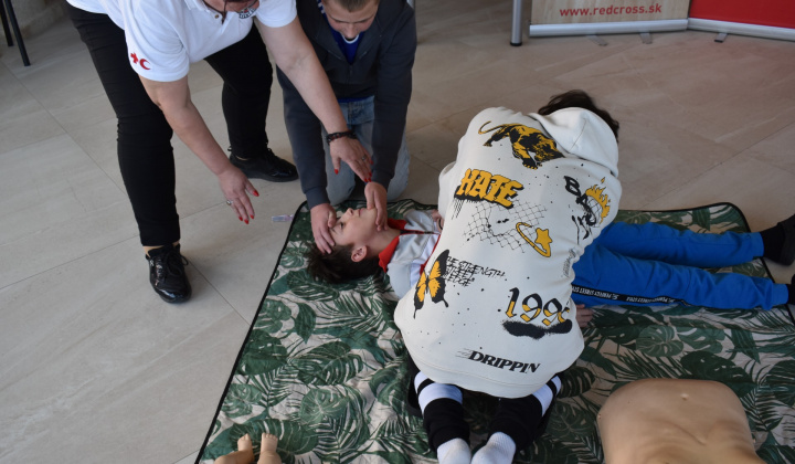 2. fotografia fotogalérie Príležitostné terapeutické aktivity  / Kurz prvej pomoci - foto