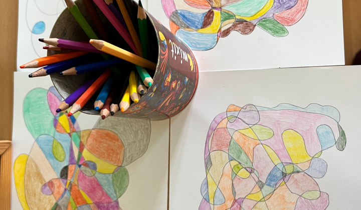 2. fotografia fotogalérie Príležitostné terapeutické aktivity  / Fraktálna kresba - foto