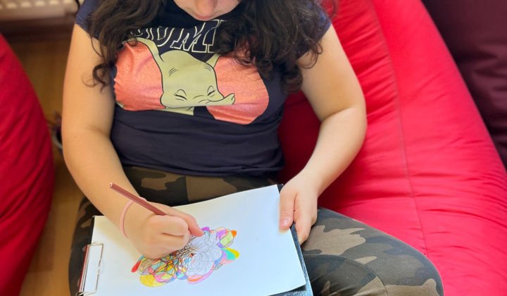 3. fotografia fotogalérie Príležitostné terapeutické aktivity  / Fraktálna kresba - foto