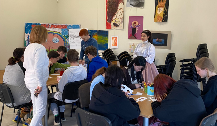 4. fotografia fotogalérie Príležitostné terapeutické aktivity  / Prednášky z Trebišovského múzea  - foto