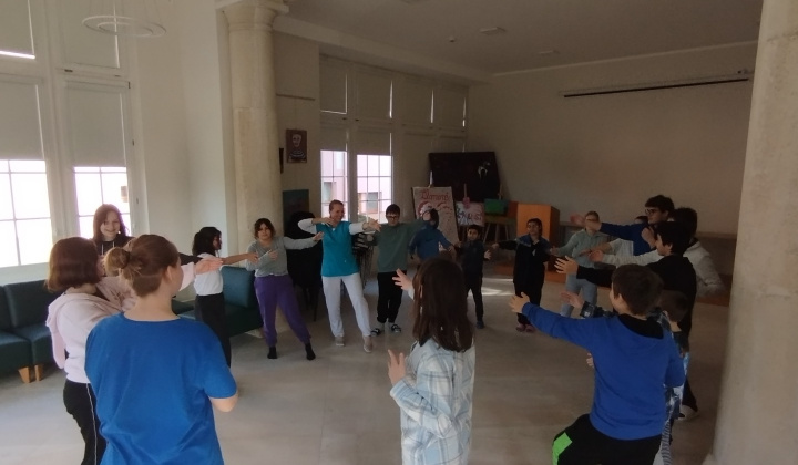 2. fotografia fotogalérie Terapeutické aktivity na pravidelnej báze / Tanečná výchova - foto