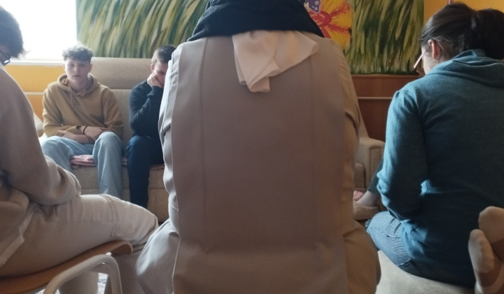 3. fotografia fotogalérie Terapeutické aktivity na pravidelnej báze / Ozveny - reakcia na Duchovné slovo - foto