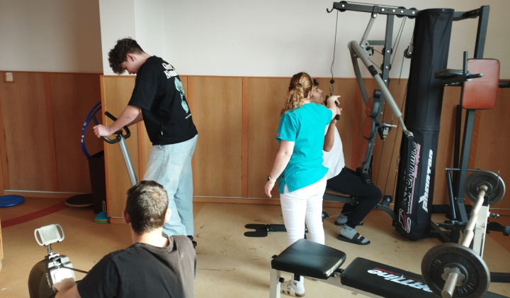 1. fotografia fotogalérie Terapeutické aktivity na pravidelnej báze / Posilňovanie - foto