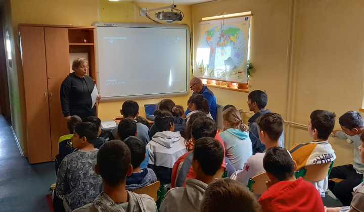 16. fotografia fotogalérie Škola / Základná škola a špeciálna základná škola pri zdravotníckom zariadení DPL, n.o. Hraň - foto